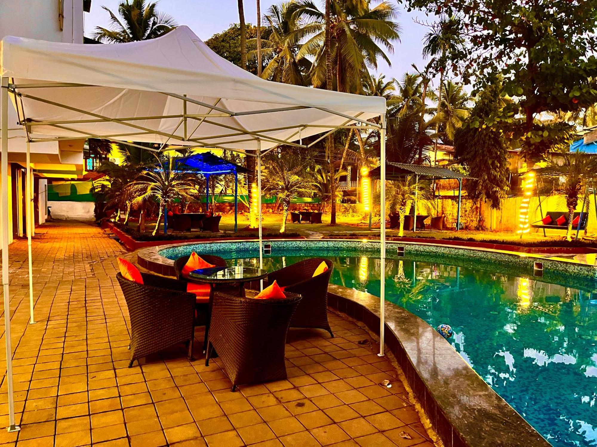 The Calagute Beach Resort By Shivam Resort 1 Km From Beach Candolim Ngoại thất bức ảnh
