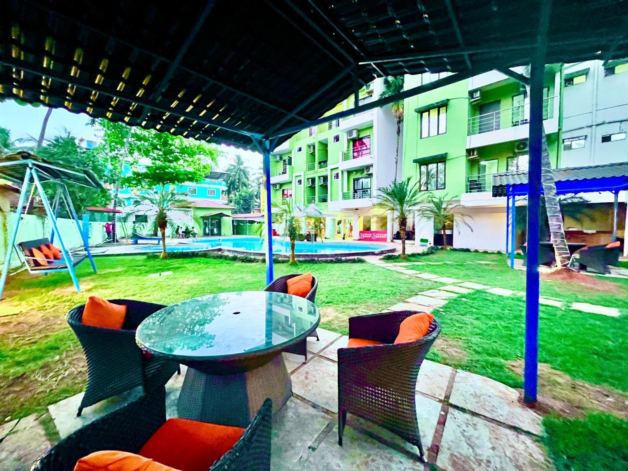 The Calagute Beach Resort By Shivam Resort 1 Km From Beach Candolim Ngoại thất bức ảnh