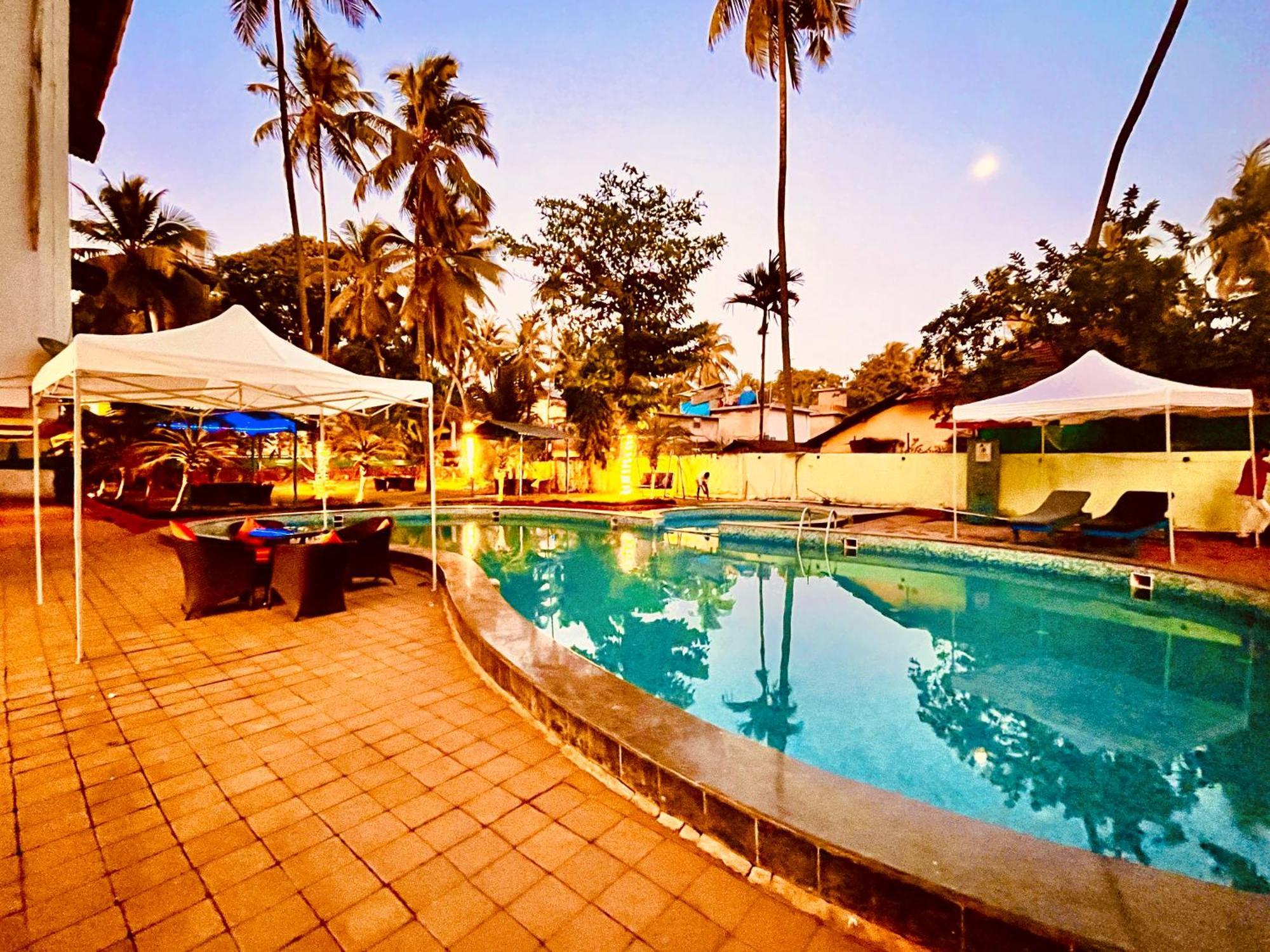 The Calagute Beach Resort By Shivam Resort 1 Km From Beach Candolim Ngoại thất bức ảnh