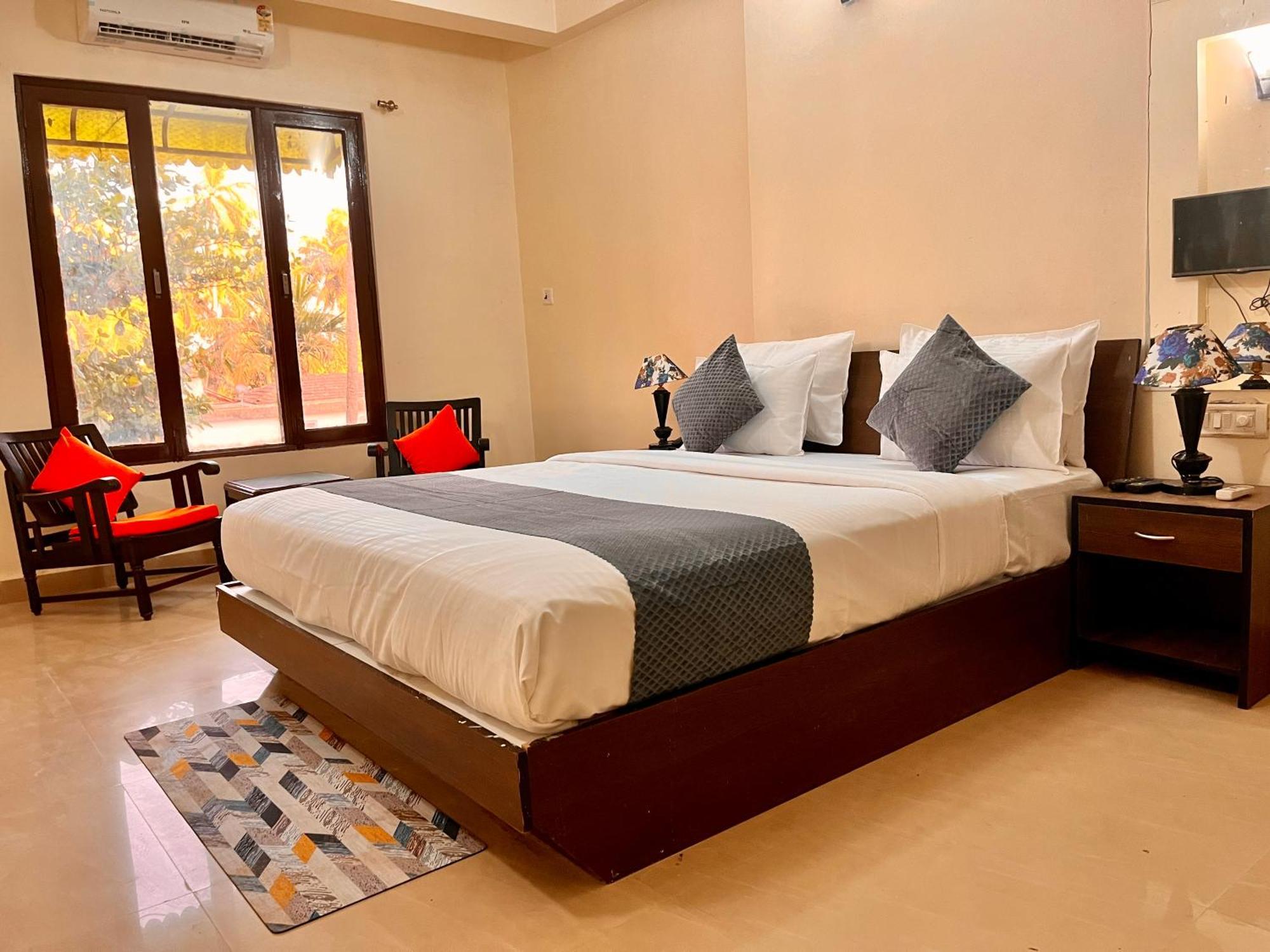 The Calagute Beach Resort By Shivam Resort 1 Km From Beach Candolim Ngoại thất bức ảnh